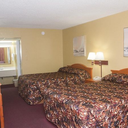 Executive Inn ポンカシティ  エクステリア 写真