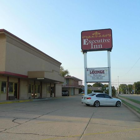 Executive Inn ポンカシティ  エクステリア 写真