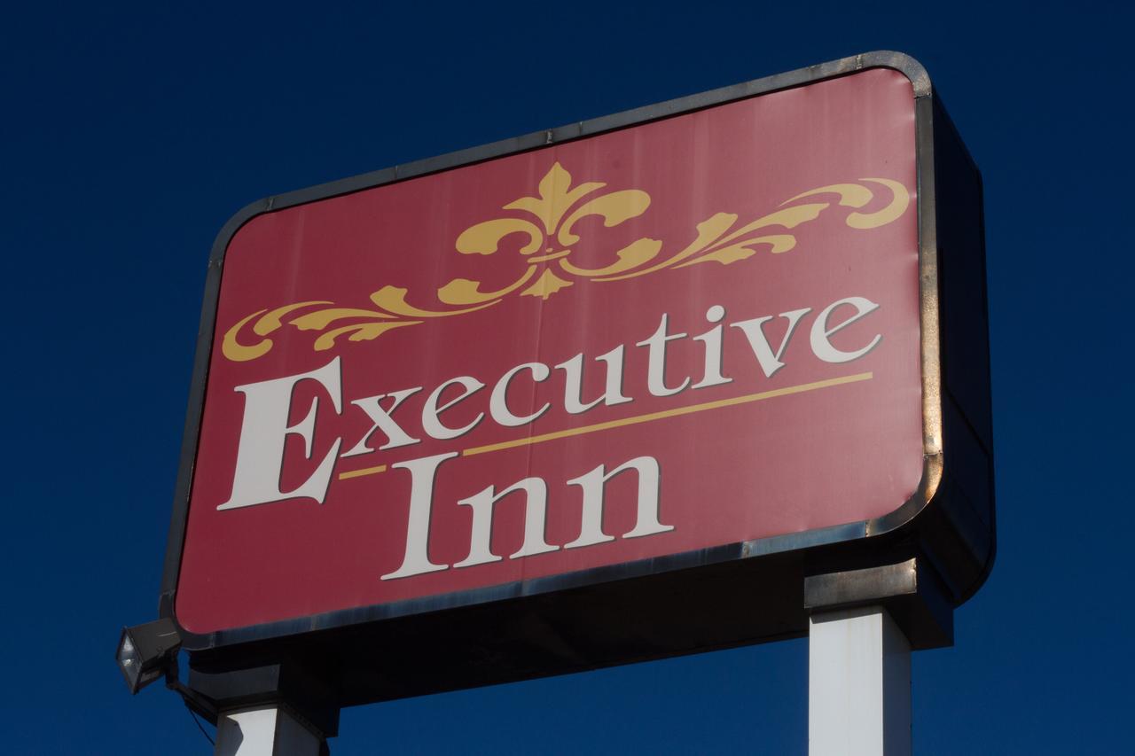 Executive Inn ポンカシティ  エクステリア 写真