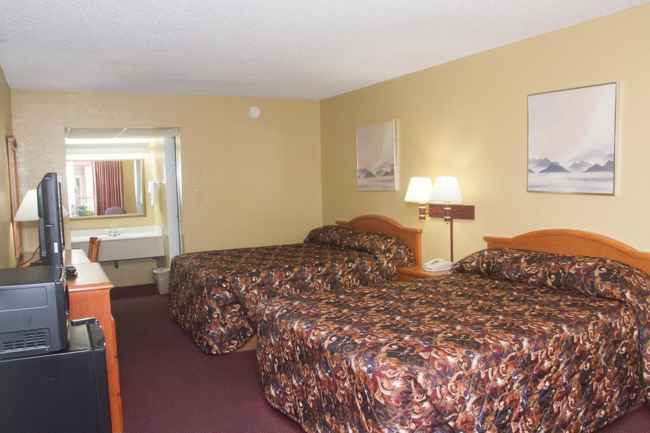 Executive Inn ポンカシティ  エクステリア 写真